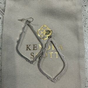 Large size silver Kendra Scott earrings sophee